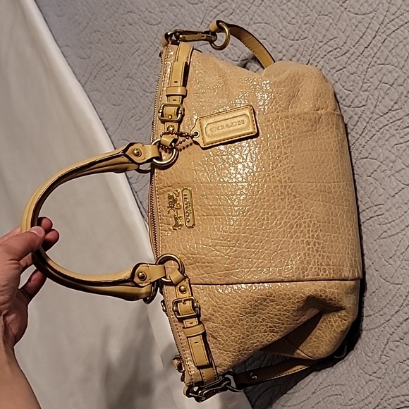 Coach Satchel Purse - Picture 1 of 12